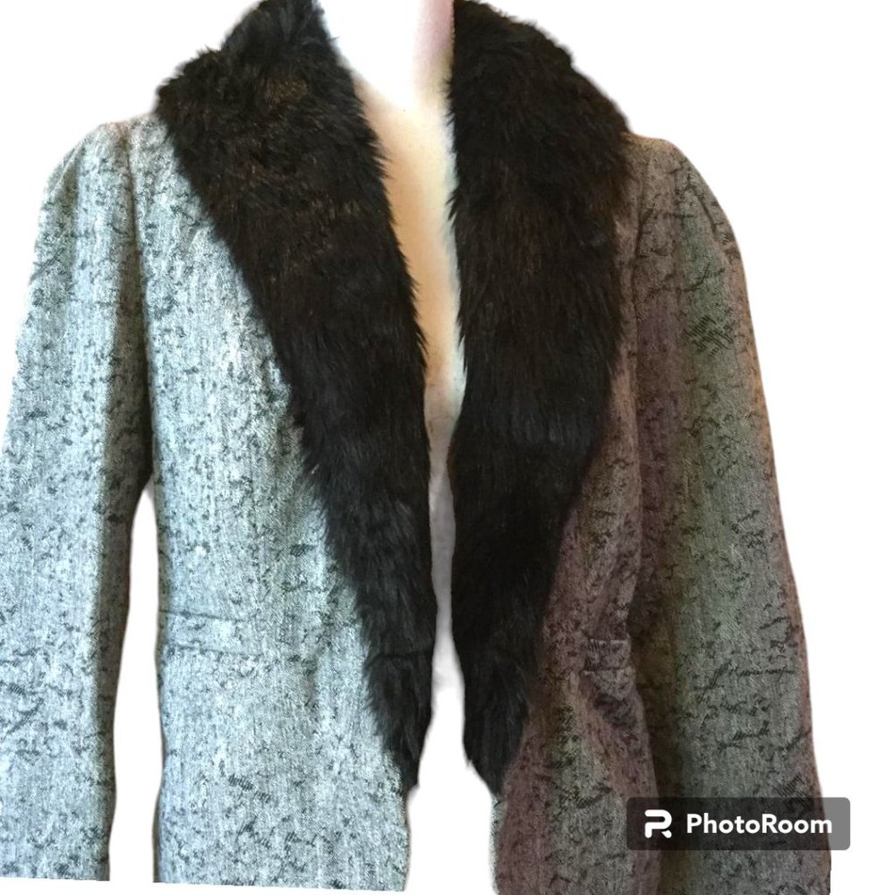 Kimchi Blue Women's Faux Fur Trim Blazer - Picture 2 of 6